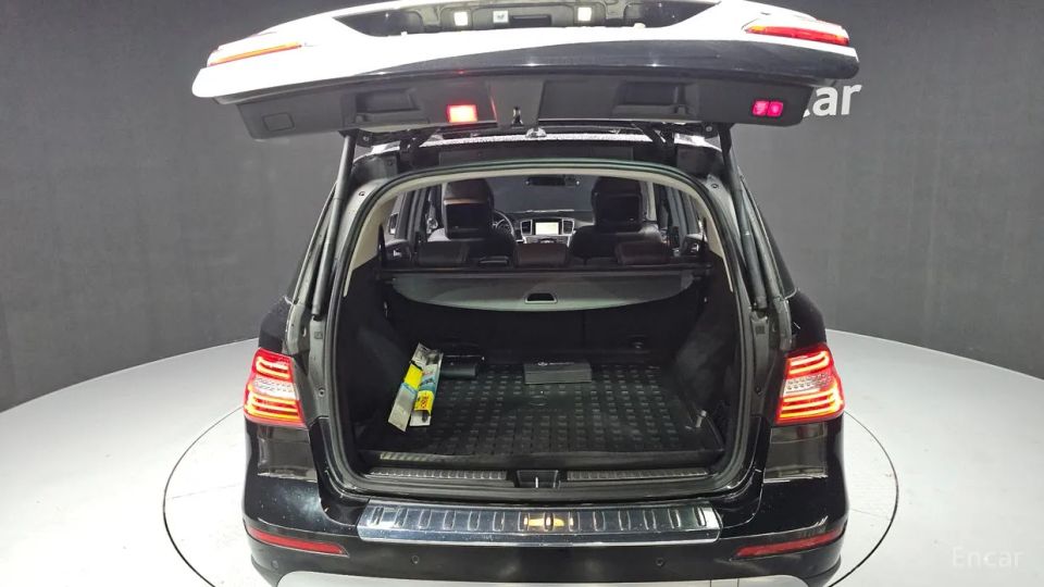 Mercedes-Benz M-class