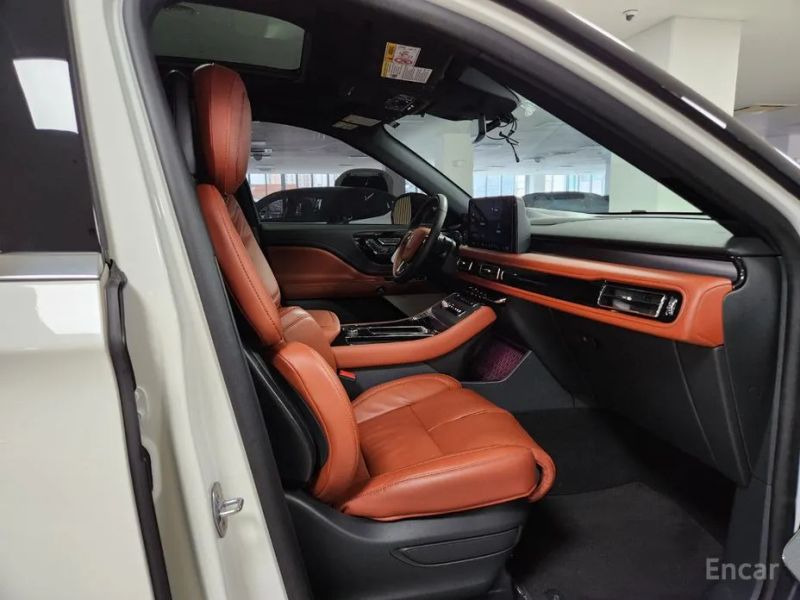 Lincoln Aviator