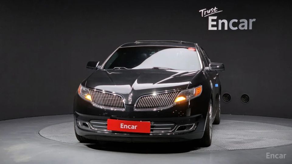 Lincoln MKS