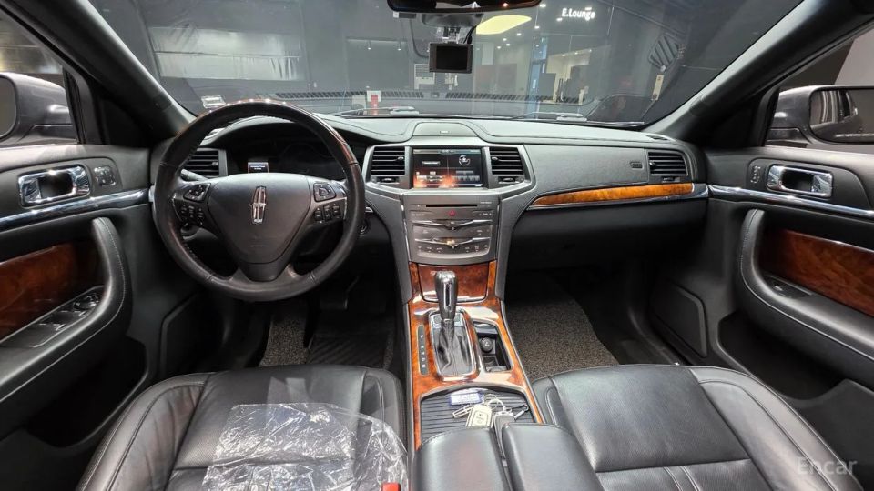 Lincoln MKS