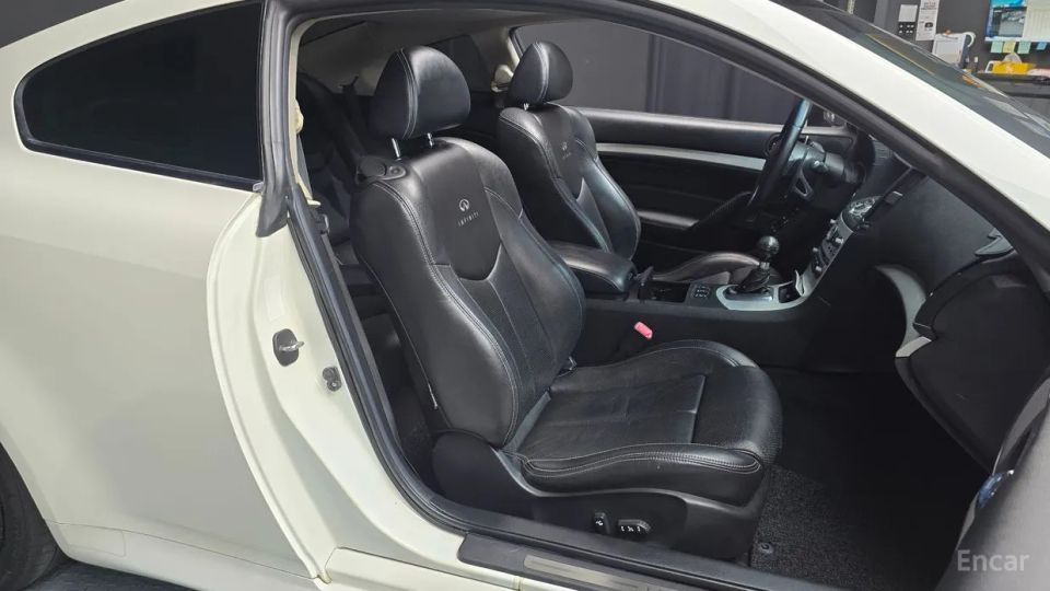 Infiniti G