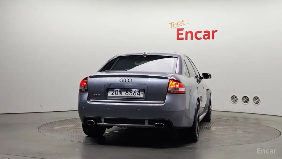 Audi RS6