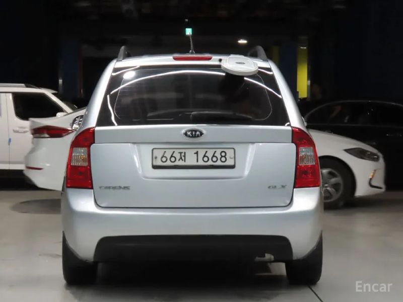 Kia Carens