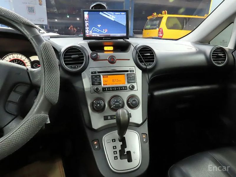 Kia Carens