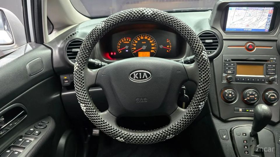 Kia Carens