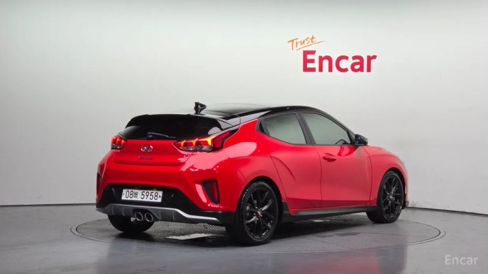 Hyundai Veloster