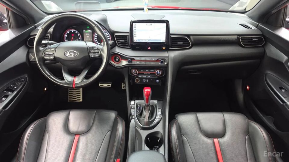 Hyundai Veloster