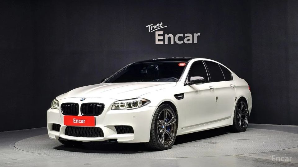 BMW M5