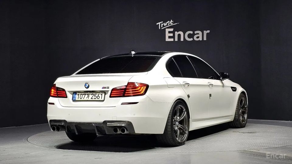 BMW M5