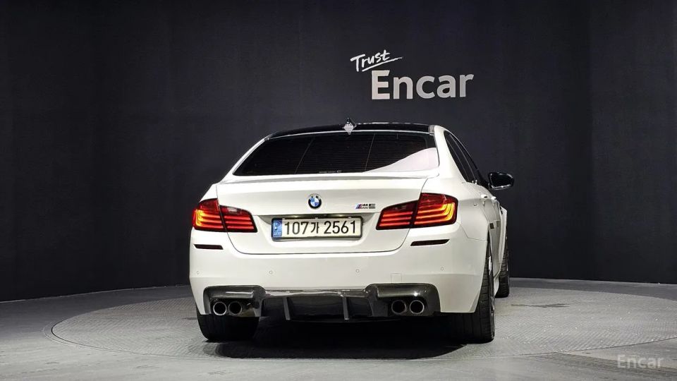 BMW M5