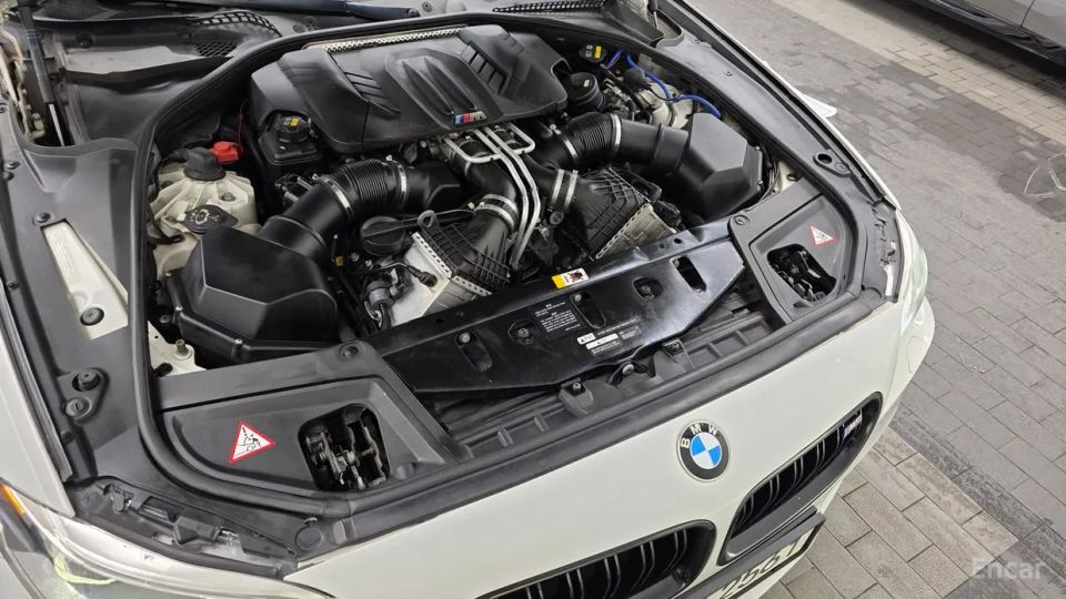BMW M5