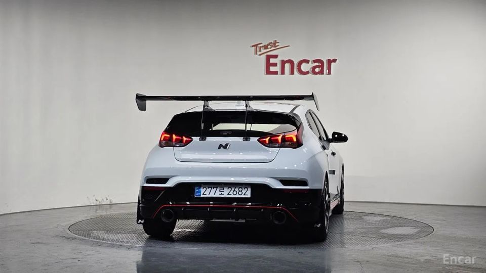 Hyundai Veloster