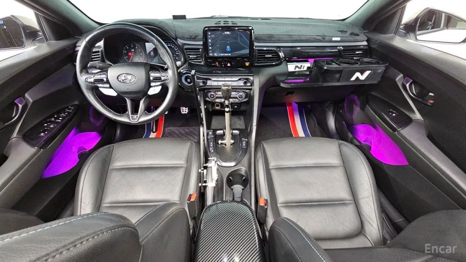 Hyundai Veloster