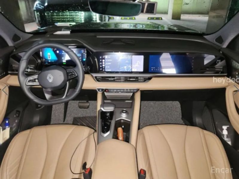 Renault-KoreaSamsung Grand Koleos