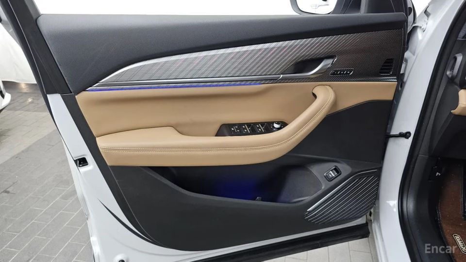 Renault-KoreaSamsung Grand Koleos