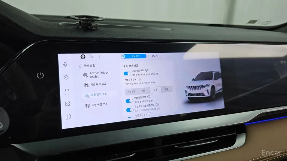 Renault-KoreaSamsung Grand Koleos
