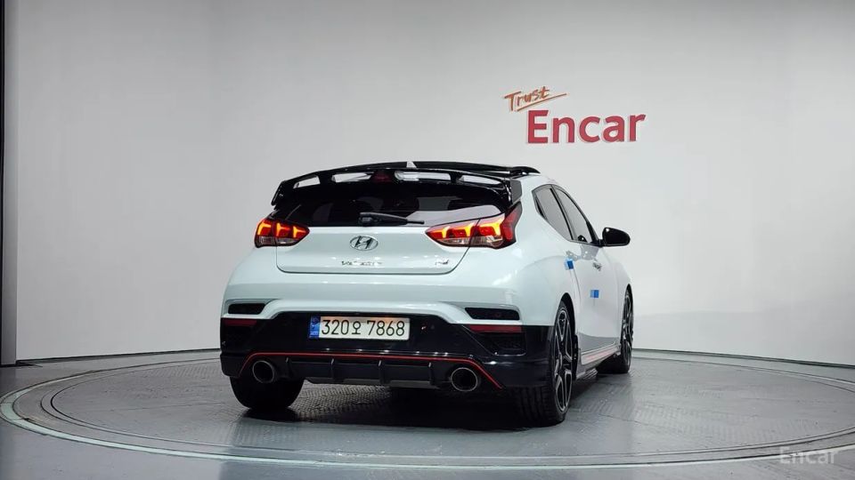 Hyundai Veloster
