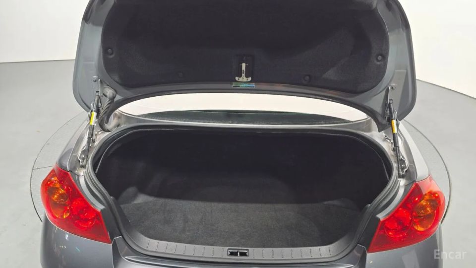 Infiniti G