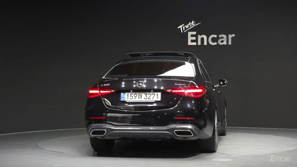 Mercedes-Benz C-Class