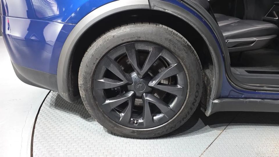 Tesla model-x