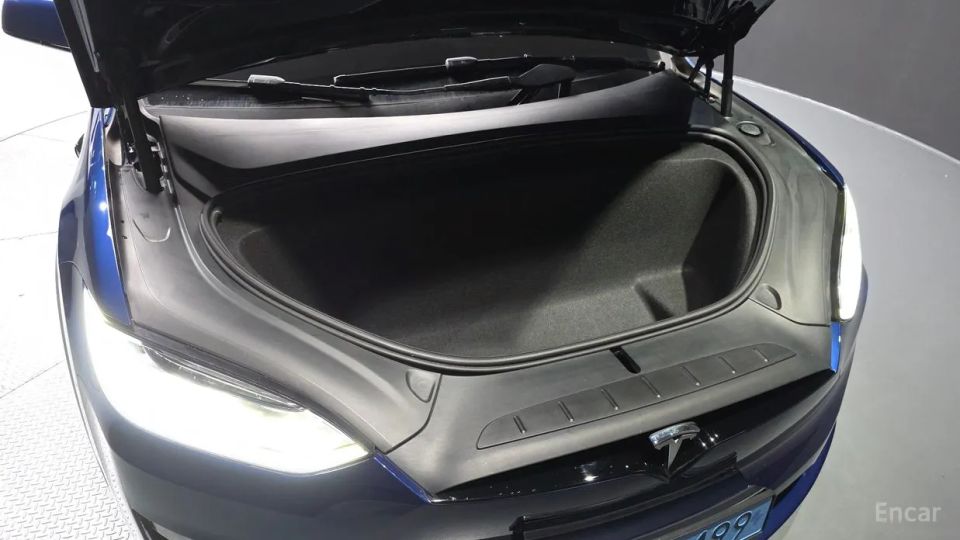 Tesla model-x