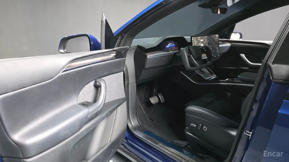 Tesla model-x