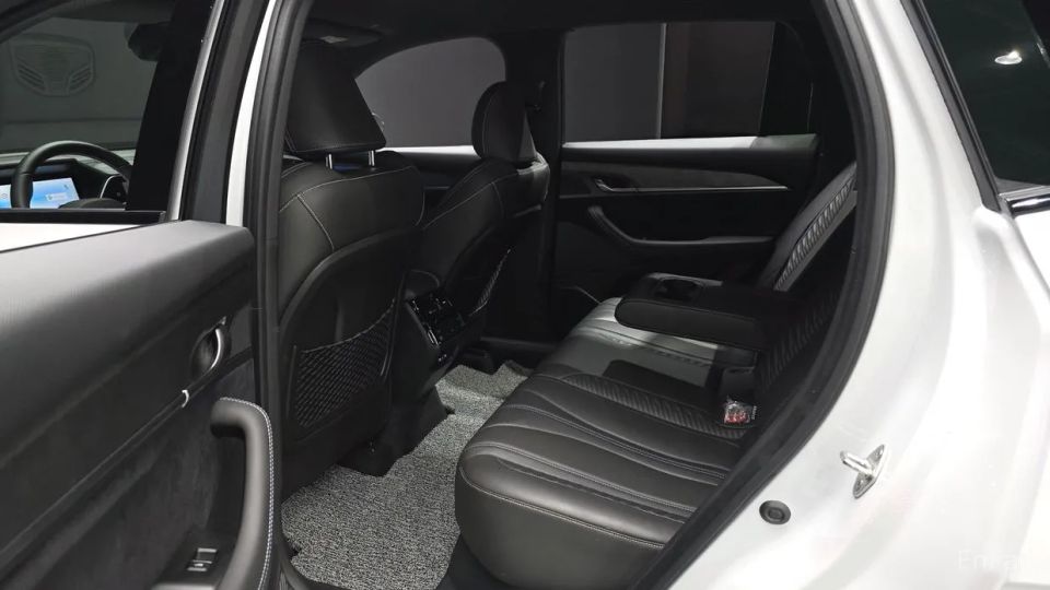 Renault-KoreaSamsung Grand Koleos