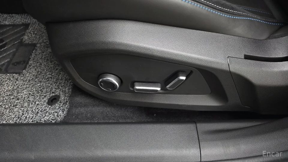 Renault-KoreaSamsung Grand Koleos