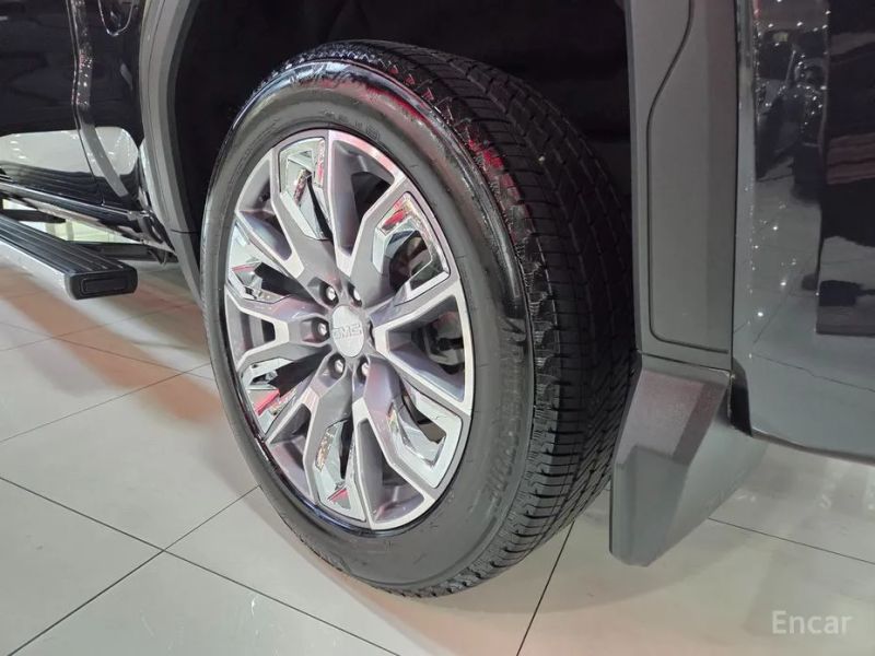 GMC Sierra