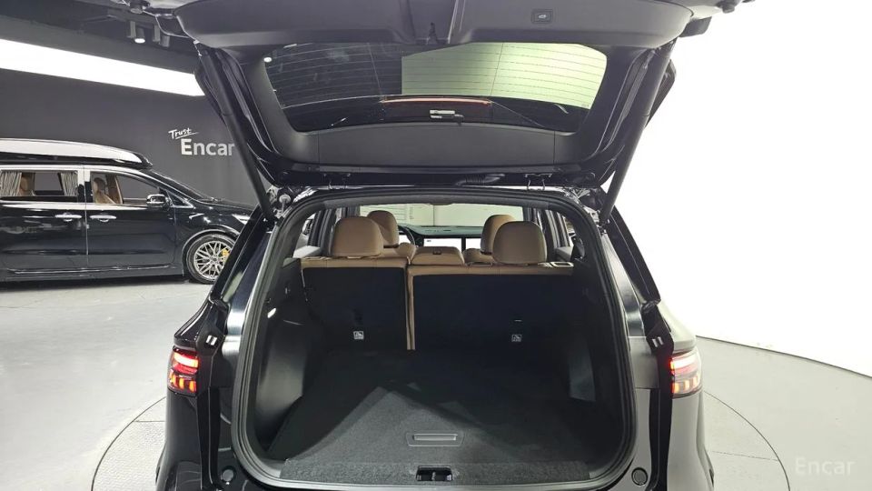 Renault-KoreaSamsung Grand Koleos