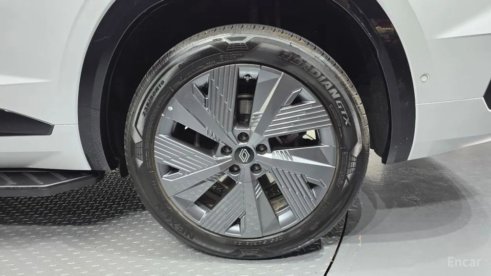 Renault-KoreaSamsung Grand Koleos
