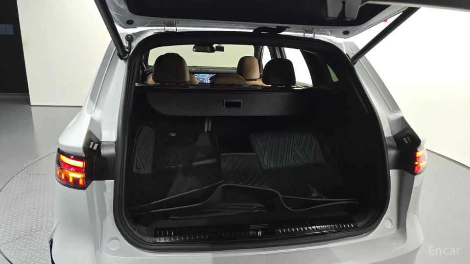 Renault-KoreaSamsung Grand Koleos