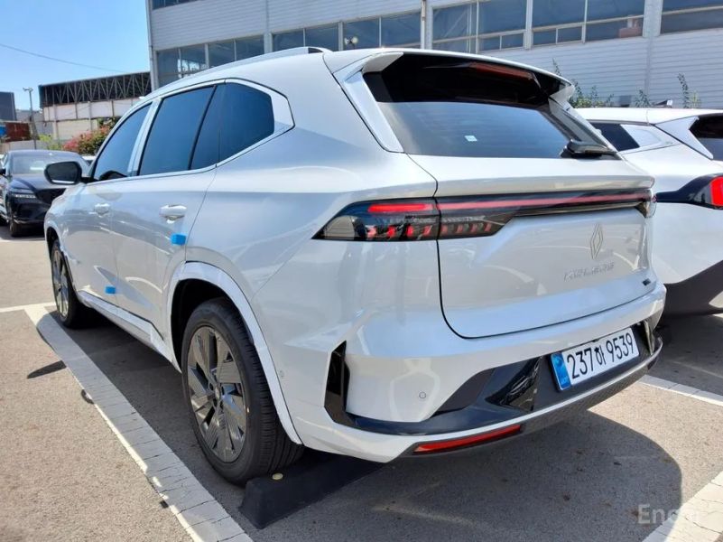 Renault-KoreaSamsung Grand Koleos