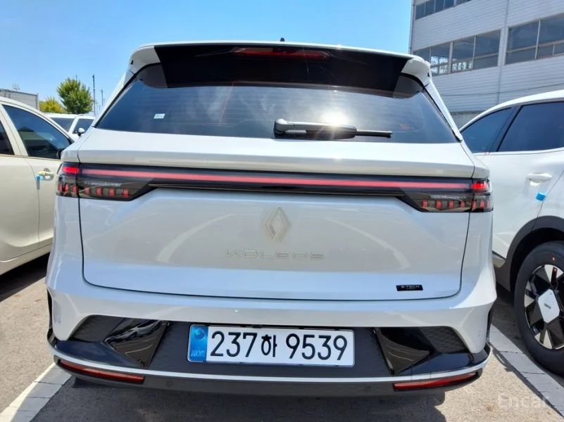 Renault-KoreaSamsung Grand Koleos