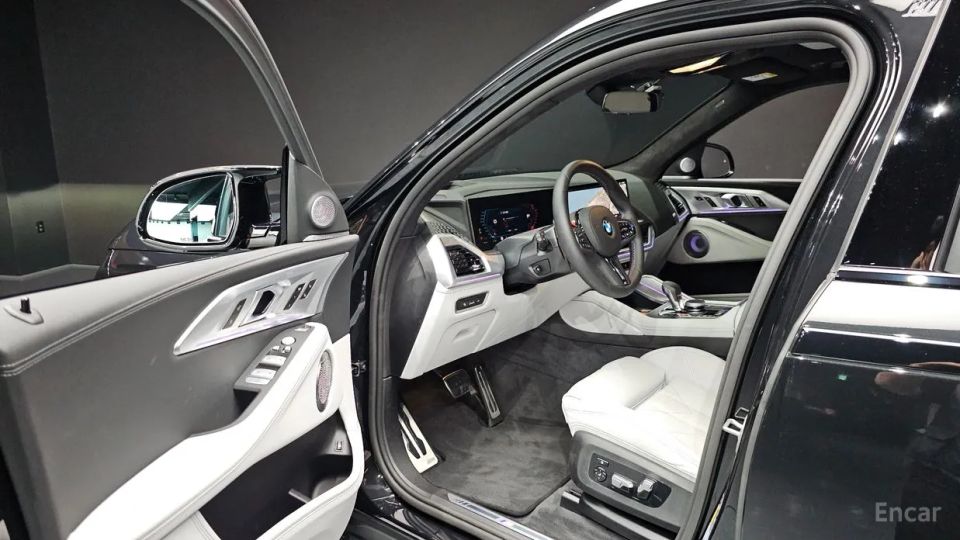 BMW XM