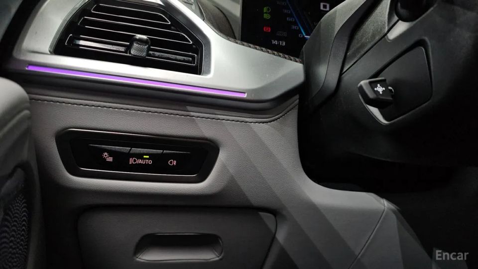 BMW XM