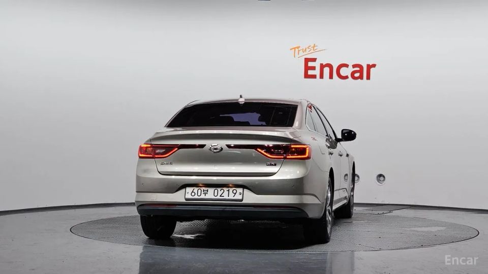 Renault-KoreaSamsung SM6