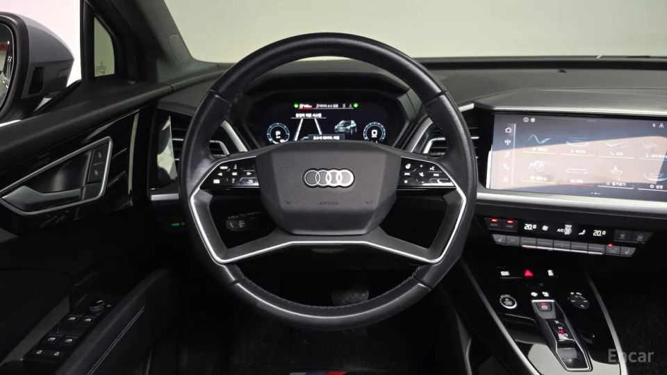 Audi Q4 e-tron