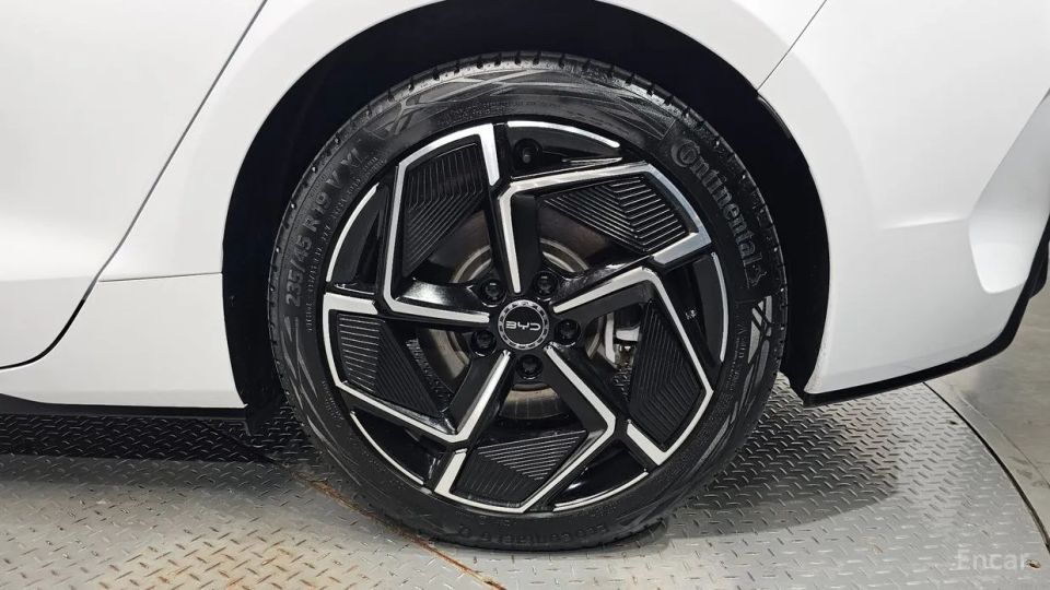 BYD Seal