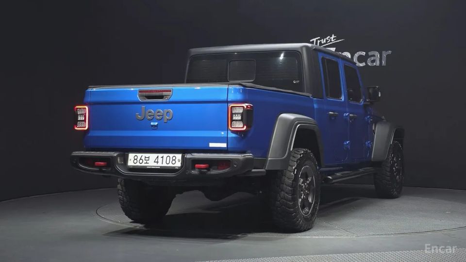 Jeep gladiator