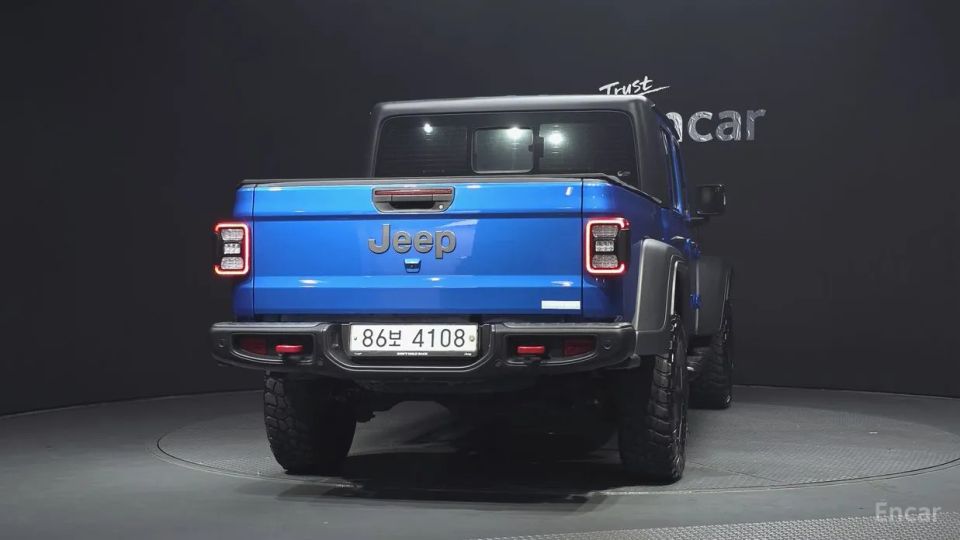 Jeep gladiator