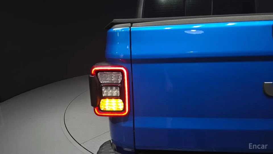 Jeep gladiator