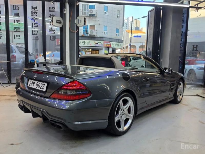 Mercedes-Benz SL-Class