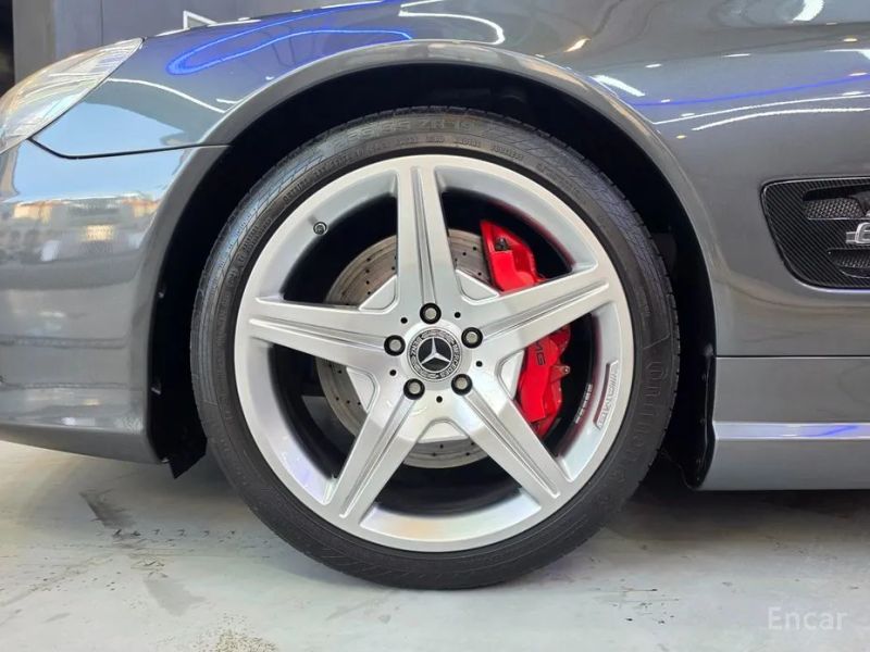 Mercedes-Benz SL-Class