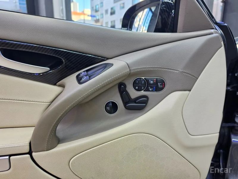 Mercedes-Benz SL-Class