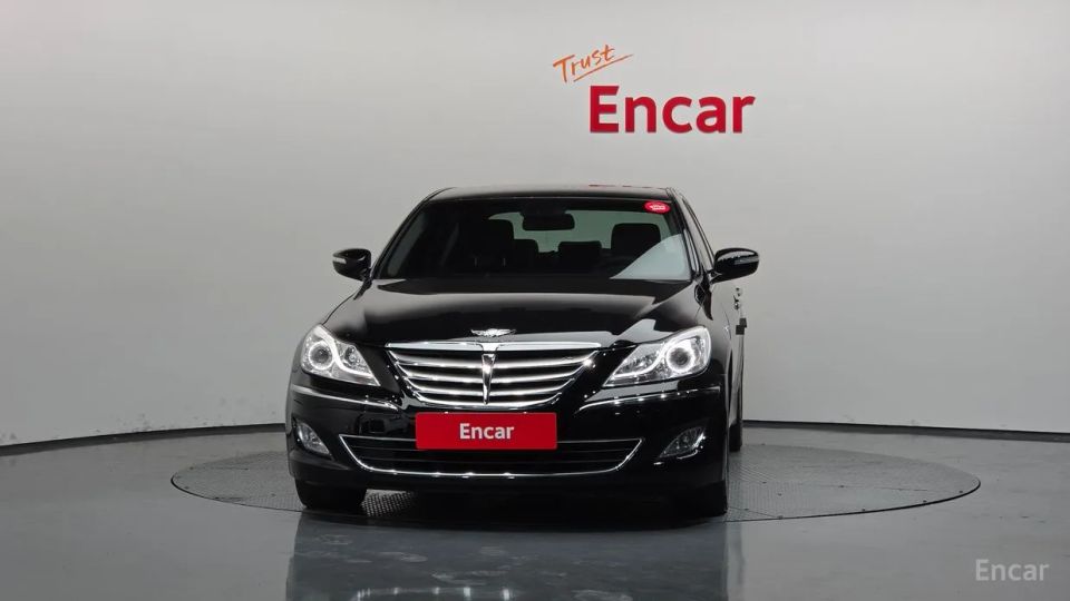 Hyundai Genesis
