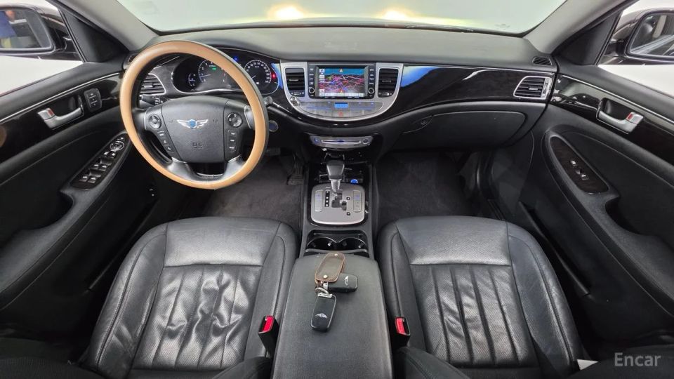 Hyundai Genesis