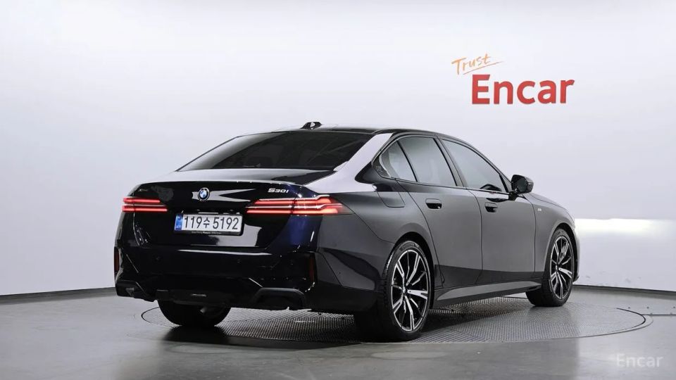 BMW 5-series
