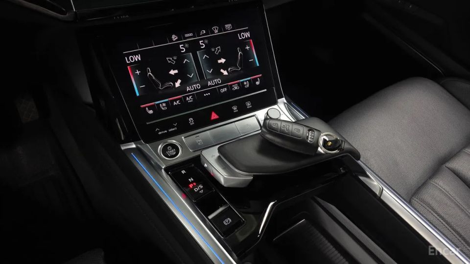 Audi E-tron