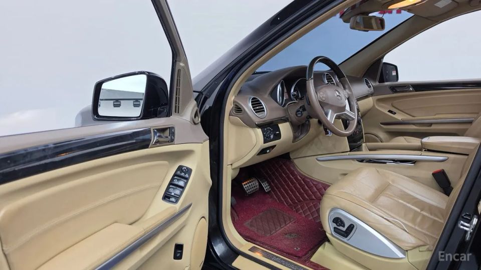 Mercedes-Benz GL-Class